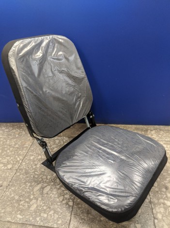 Кресло среднее складное на КАМАЗ за 6500 рублей в магазине remzapchasti.ru 5320-6831010 №4