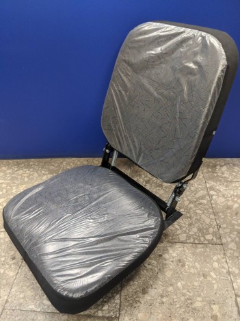 Кресло среднее складное на КАМАЗ за 6500 рублей в магазине remzapchasti.ru 5320-6831010 №17