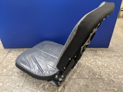 Кресло среднее складное на КАМАЗ за 6500 рублей в магазине remzapchasti.ru 5320-6831010 №20
