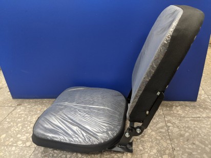 Кресло среднее складное на КАМАЗ за 6500 рублей в магазине remzapchasti.ru 5320-6831010 №7