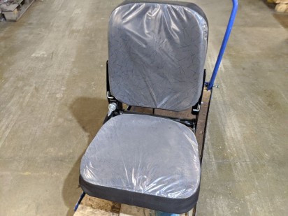 Кресло водителя низкое на КАМАЗ за 17500 рублей в магазине remzapchasti.ru 5320-6810010 Н №9