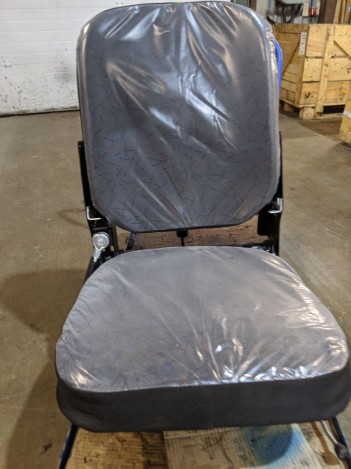 Кресло водителя низкое на КАМАЗ за 17500 рублей в магазине remzapchasti.ru 5320-6810010 Н №51