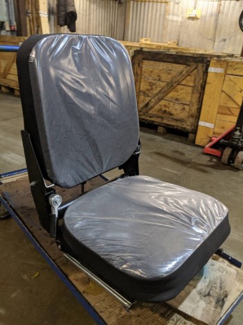 Кресло водителя низкое на КАМАЗ за 17500 рублей в магазине remzapchasti.ru 5320-6810010 Н №80