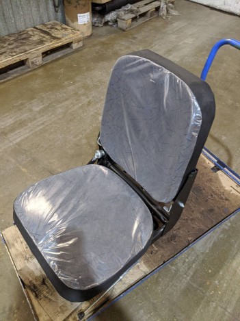 Кресло водителя низкое на КАМАЗ за 17500 рублей в магазине remzapchasti.ru 5320-6810010 Н №84